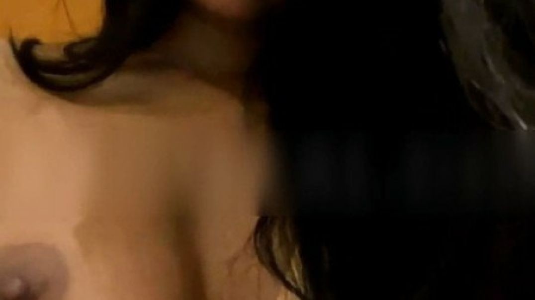 Poonam Pandey Show Perfect Boobs Full Clip